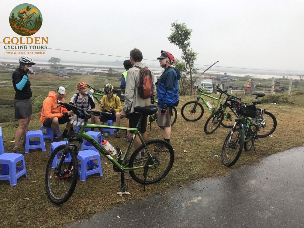 10-Day Biking Ho Chi Minh Trail: Hanoi to Kon Tum & Pleiku Cycling Tour